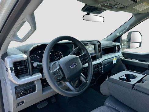 New 2026 Ford F250 XL w/ STX Appearance Package AWD/4WD image 6