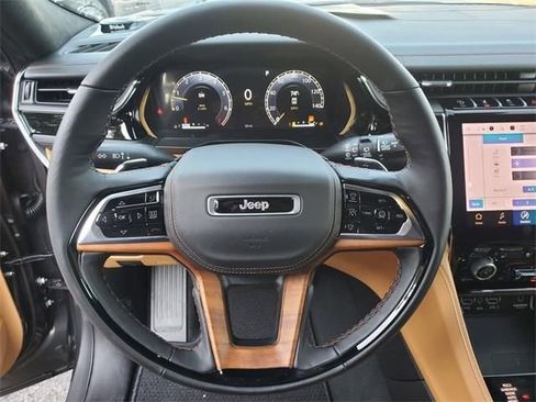 New 2025 Jeep Grand Cherokee L Summit image 19