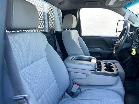 Used 2017 Chevrolet Silverado 3500 W/T RWD image 7