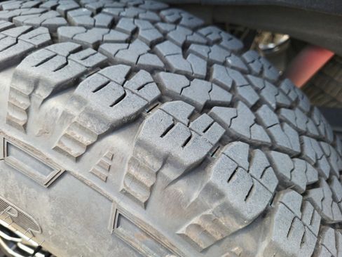 Used 2020 GMC Sierra 2500 AT4 w/ AT4 Premium Package image 26