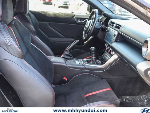 Used 2023 Subaru BRZ Limited RWD image 15