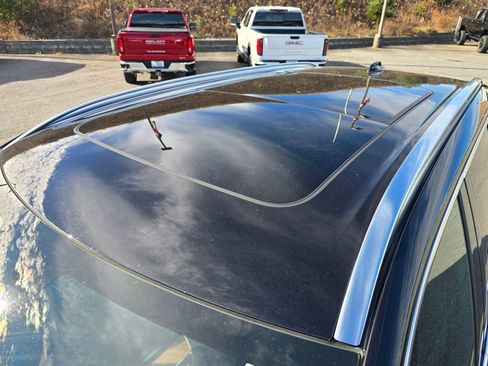 Used 2023 Volvo XC90 B6 Plus w/ Protection Package Premier image 22