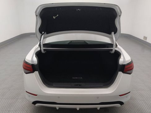 Used 2024 Nissan Sentra SV FWD image 29