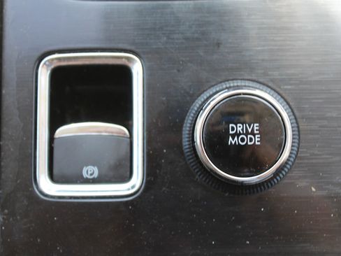 Used 2023 Lincoln Aviator Reserve w/ Equipment Group 201A AWD/4WD image 38