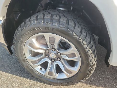 Used 2022 RAM 1500 Limited w/ Off-Road Group image 19