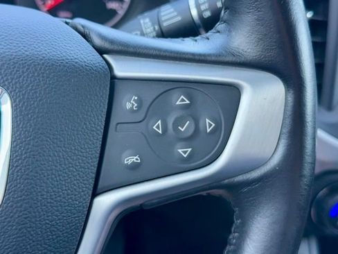 Used 2019 GMC Acadia SLE FWD image 18