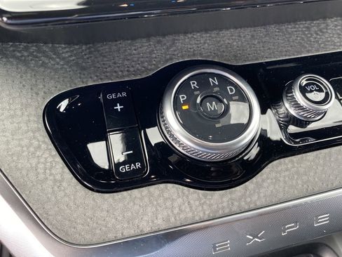 New 2026 Ford Expedition Tremor image 31