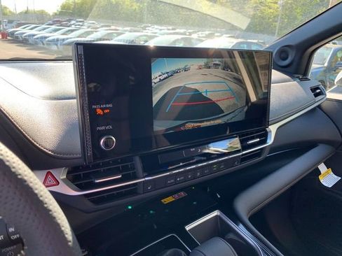 New 2026 Toyota Sienna XLE Woodland Edition AWD/4WD image 24