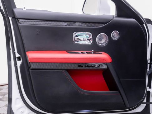 Used 2022 Rolls-Royce Ghost Black Badge image 14