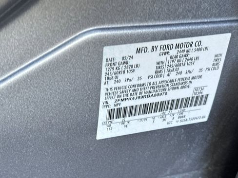 Used 2024 Ford Edge SEL image 35