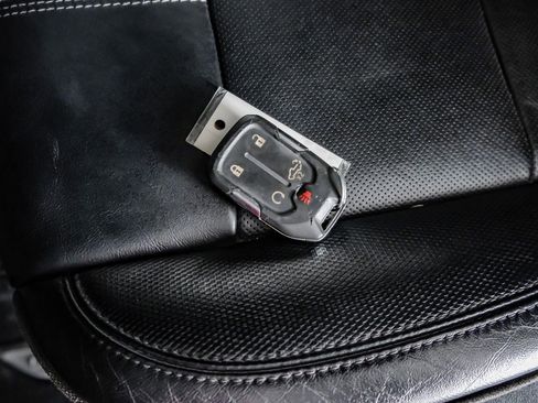 Used 2022 Chevrolet Silverado 3500 High Country image 67