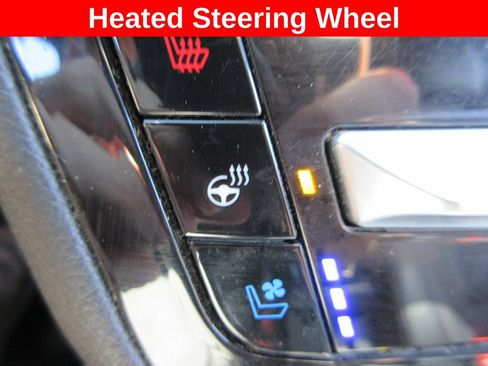 Used 2022 Ford Explorer Limited w/ Equipment Group 301A AWD/4WD image 35
