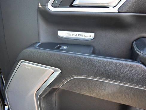 Certified 2022 GMC Sierra 1500 Denali image 13