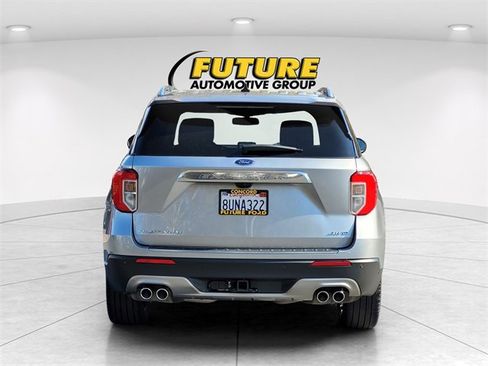 Certified 2021 Ford Explorer Platinum w/ Equipment Group 601A image 7