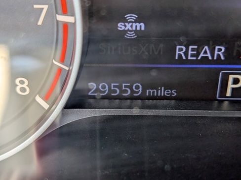 Used 2023 Nissan Altima 2.5 SR image 14