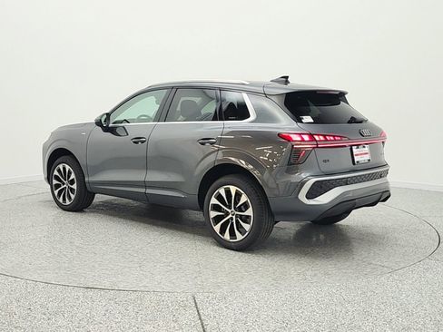 New 2026 Audi Q3 quattro 2.0T AWD/4WD image 7
