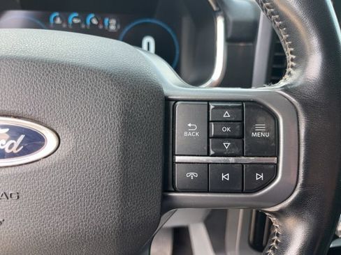 Used 2023 Ford F150 Lariat RWD image 19