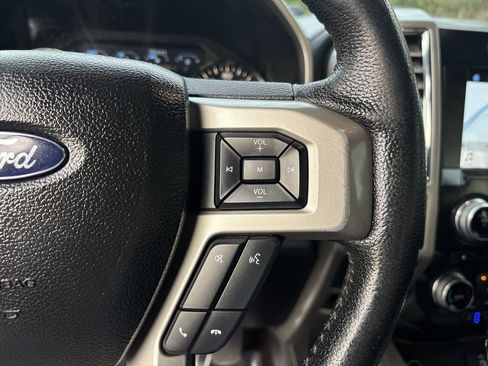 Used 2016 Ford F150 Lariat w/ Equipment Group 502A Luxury image 31