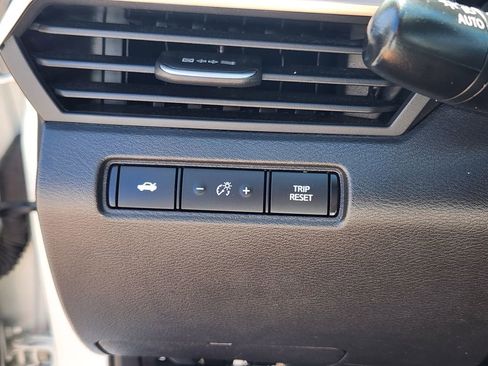 Used 2021 Nissan Altima 2.5 SV image 9