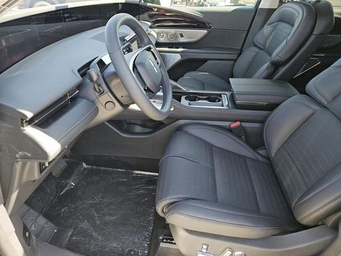 New 2026 Lincoln Nautilus Reserve image 19