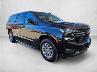Used 2023 Chevrolet Suburban LT video 3