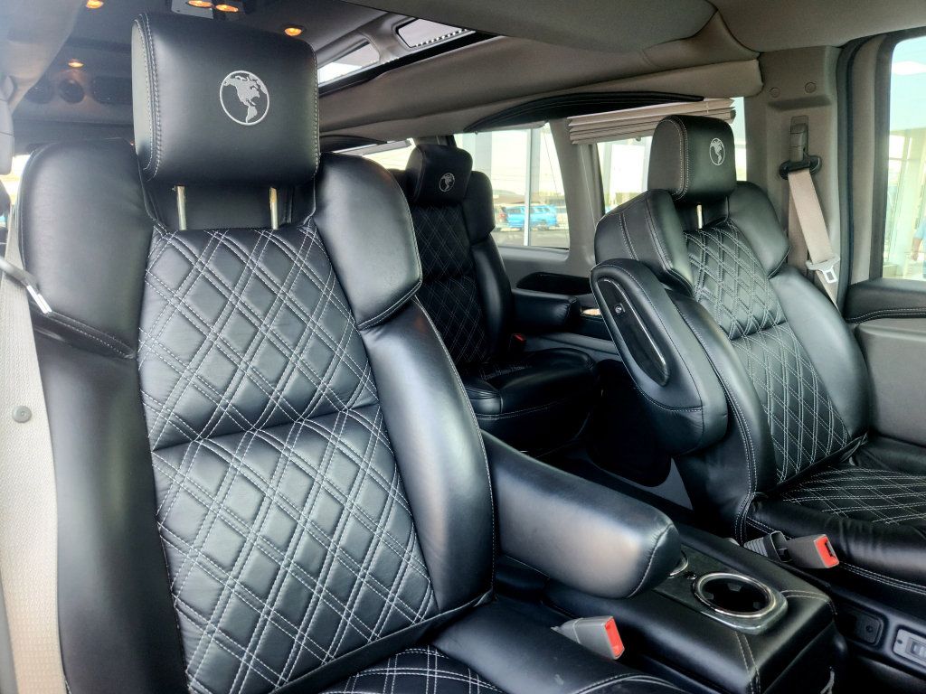 Used 2021 Chevrolet Express 2500 Extended w/ Enhanced Convenience Package RWD image 5