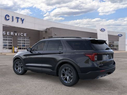 New 2026 Ford Explorer Active AWD/4WD image 9