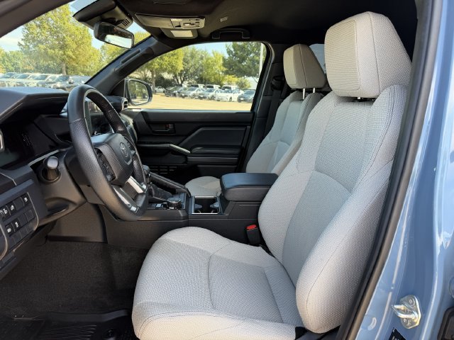 Certified 2025 Toyota 4Runner SR5 AWD/4WD image 23
