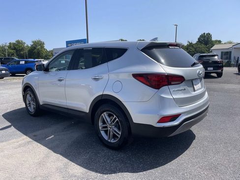 Used 2017 Hyundai Santa Fe Sport w/ Cargo Package AWD/4WD image 6