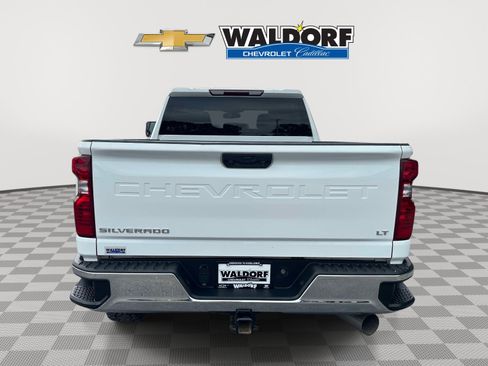 Used 2023 Chevrolet Silverado 2500 LT AWD/4WD image 5