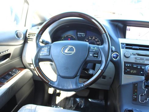 Used 2012 Lexus RX 450h AWD image 17