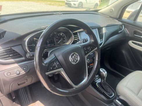 Used 2019 Buick Encore Essence w/ Experience Buick Package AWD/4WD image 11