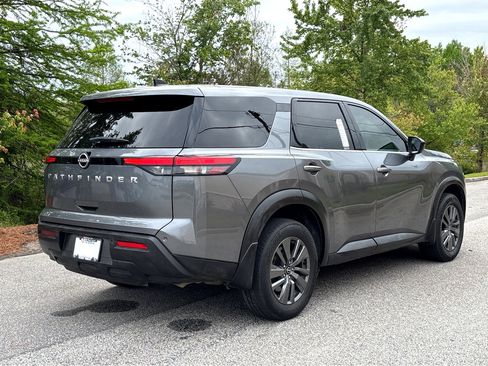 Certified 2024 Nissan Pathfinder S FWD image 24