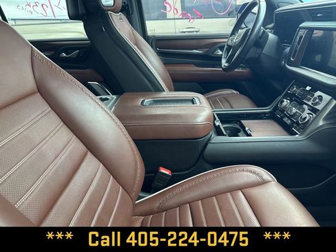 Used 2024 GMC Yukon XL Denali Ultimate AWD/4WD image 22
