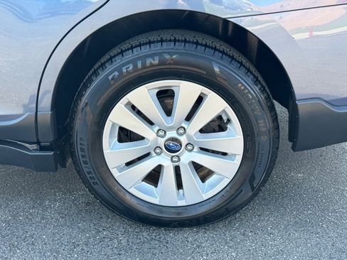 Used 2016 Subaru Outback 2.5i Premium AWD/4WD image 8