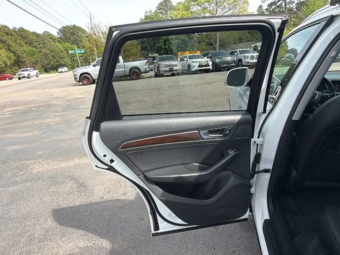 Used 2016 Audi Q5 2.0T Premium image 22