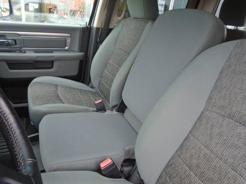 Used 2018 RAM 1500 Big Horn image 16