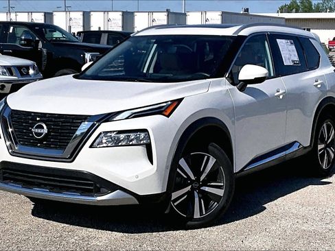 Used 2023 Nissan Rogue Platinum w/ Platinum Premium Package AWD/4WD image 6