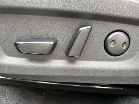 Used 2025 Nissan Murano SL AWD/4WD image 18