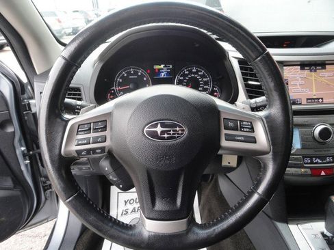 Used 2013 Subaru Outback 2.5i Limited AWD/4WD image 16