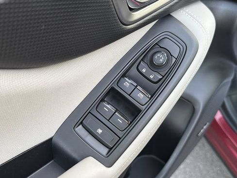Used 2023 Subaru Forester Premium AWD/4WD image 23