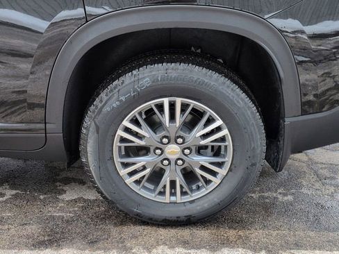 New 2026 Chevrolet Traverse LT w/ Driver Confidence Package FWD image 33