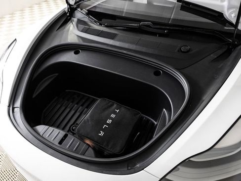 Used 2021 Tesla Model 3 Performance image 44