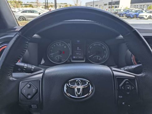 Used 2019 Toyota Tacoma TRD Sport image 25