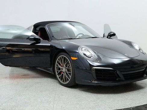 Used 2017 Porsche 911 Targa 4S image 12