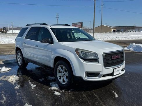 Used 2016 GMC Acadia SLE image 39
