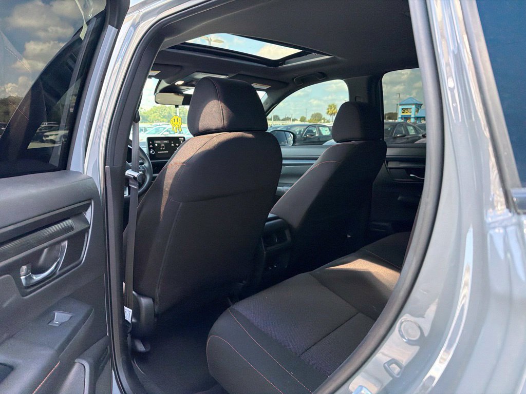 Used 2026 Honda CR-V Sport image 11