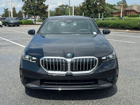 Used 2026 BMW 530i w/ Premium Package RWD image 8