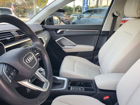 Used 2022 Audi Q3 2.0T Premium Plus w/ Premium Plus Package image 15