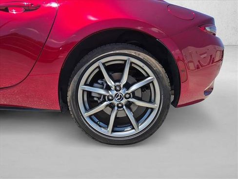 Used 2023 MAZDA MX-5 Miata Grand Touring RWD image 9